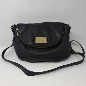 Marc Jacobs Classic Q Natasha Black Pebbled Leather Crossbody M0011310